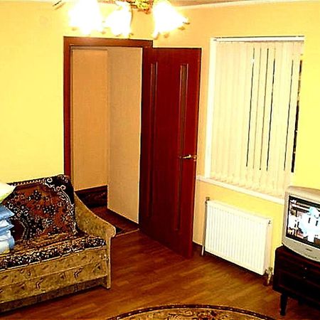 Центральные Апартаменты "Соборная-Макарова" Mykolaiv Exterior photo